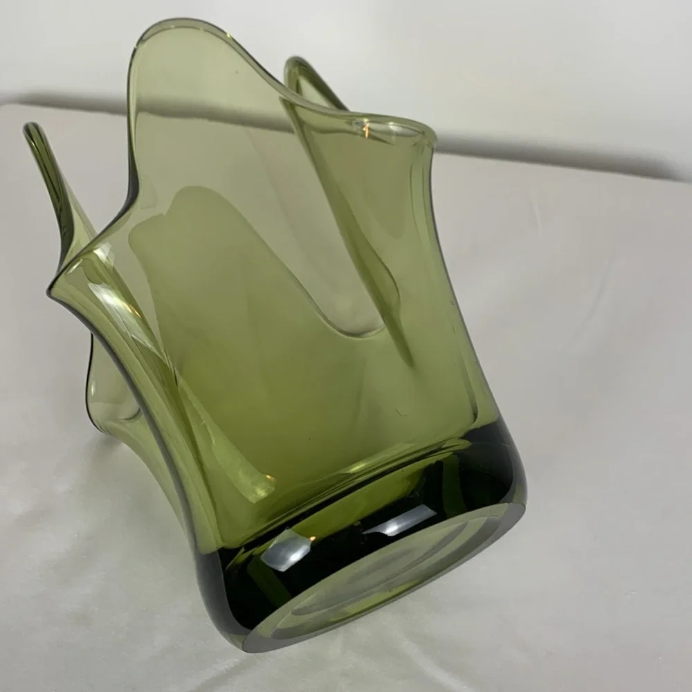 Viking Epic Candle Vase Green Smoke Four Fingers Swung Handkerchief 8.5” Tall